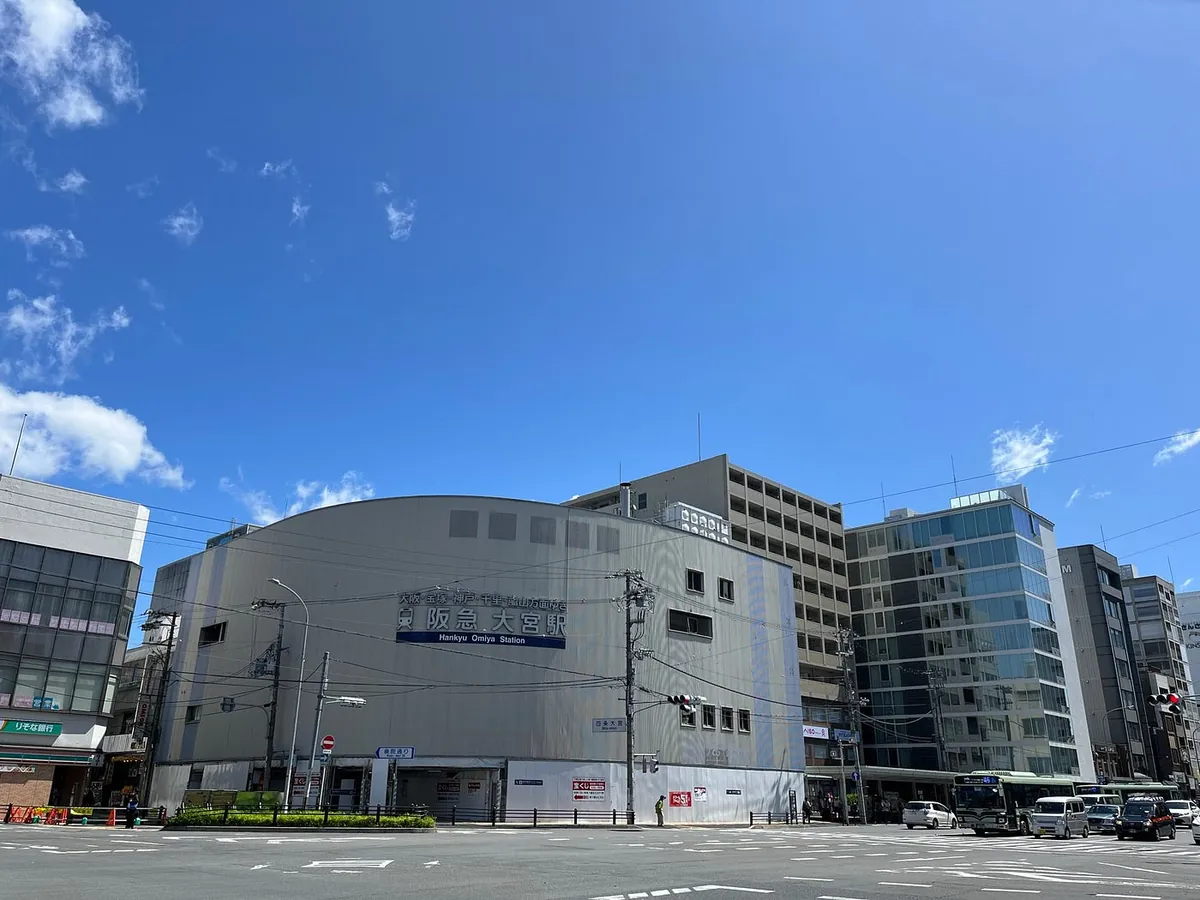 饭店外就是阪急大宫站