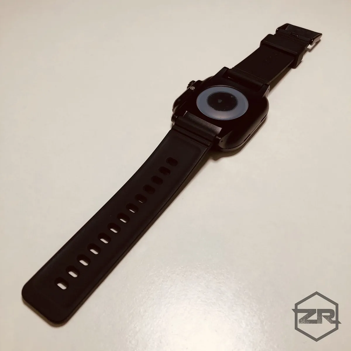 保护壳(含表带)本体背面